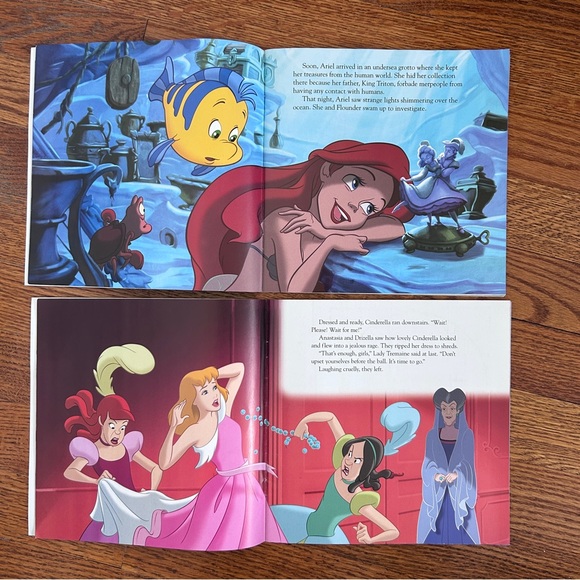 Disney Storybook Collection - Picture 7 of 7